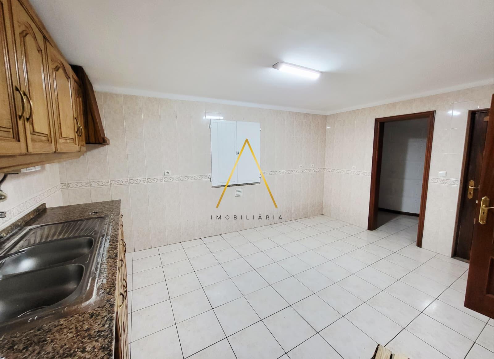 Apartamento T3 Arrendamento em Viseu,Viseu