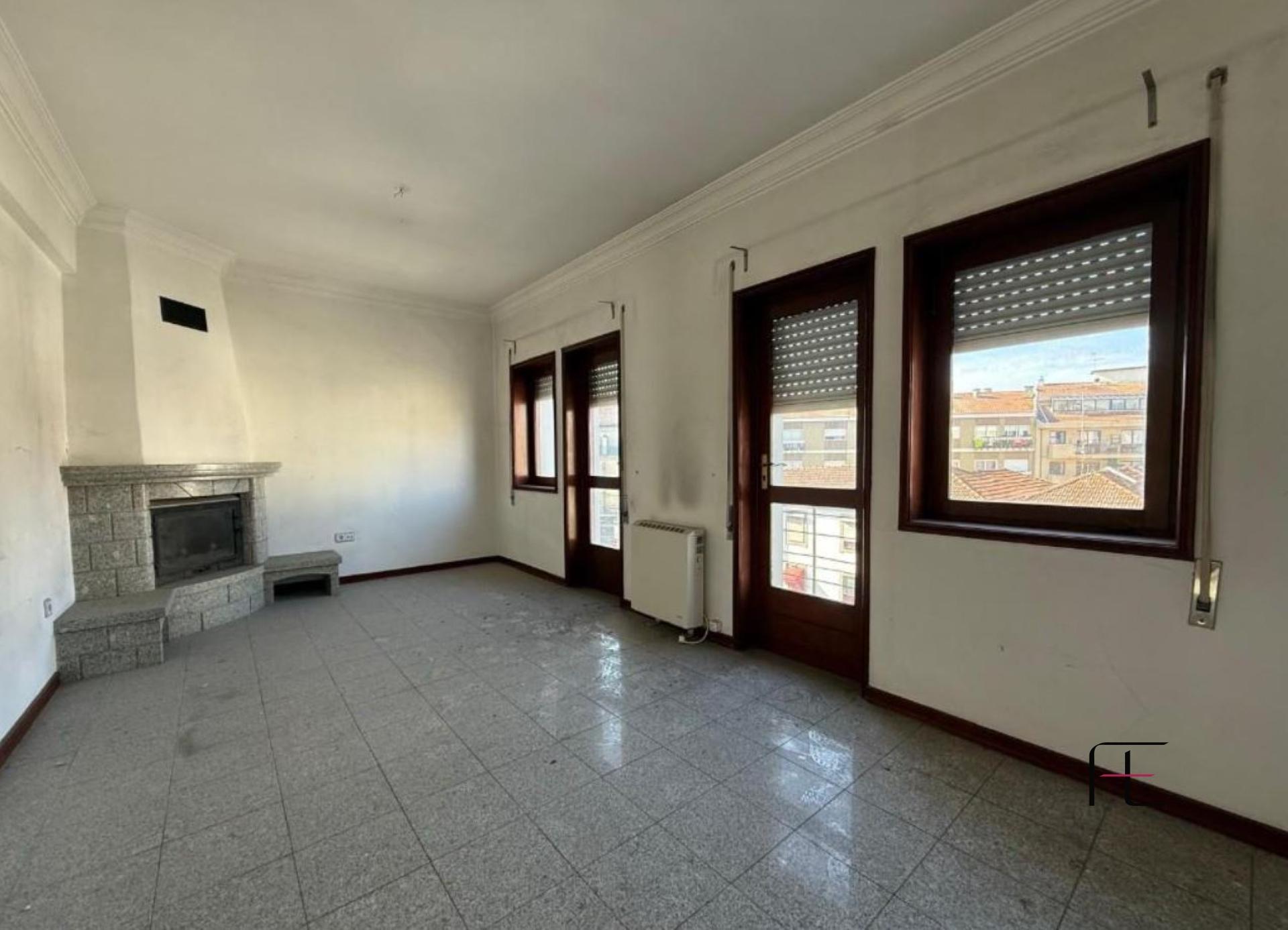 Apartamento T3 Venda em Cedofeita, Santo Ildefonso, Sé, Miragaia, São Nicolau e Vitória,Porto