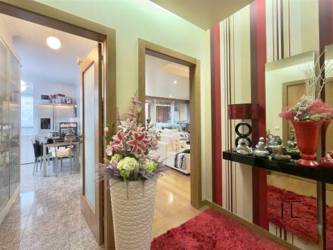 Apartamento T3 Venda em Mafamude e Vilar do Paraíso,Vila Nova de Gaia