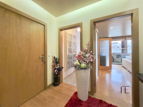 Apartamento T3 Venda em Mafamude e Vilar do Paraíso,Vila Nova de Gaia