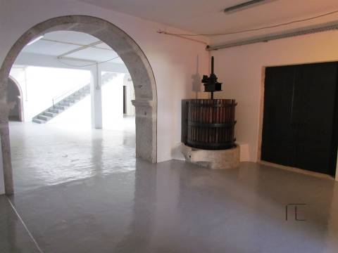 Armazém  Arrendamento em Fânzeres e São Pedro da Cova,Gondomar