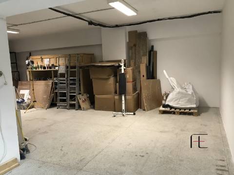 Armazém  Venda em Mafamude e Vilar do Paraíso,Vila Nova de Gaia