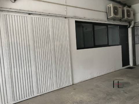 Armazém  Venda em Mafamude e Vilar do Paraíso,Vila Nova de Gaia