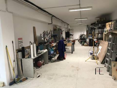 Armazém  Venda em Mafamude e Vilar do Paraíso,Vila Nova de Gaia