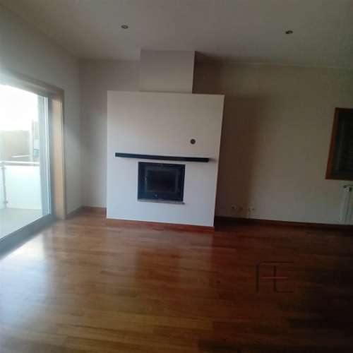 Moradia Geminada T4 Venda em Gondomar (São Cosme), Valbom e Jovim,Gondomar