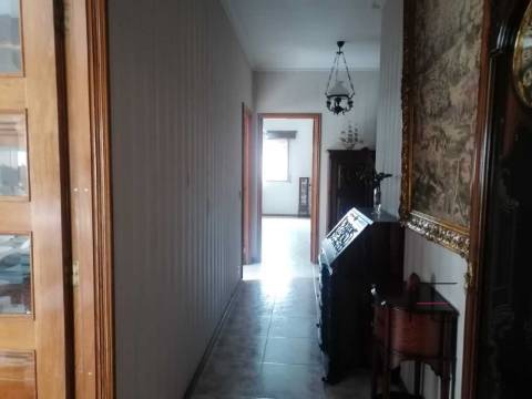 Moradia Geminada T3 Venda em Fânzeres e São Pedro da Cova,Gondomar