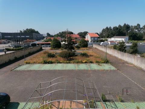 Armazém  Venda em Gulpilhares e Valadares,Vila Nova de Gaia