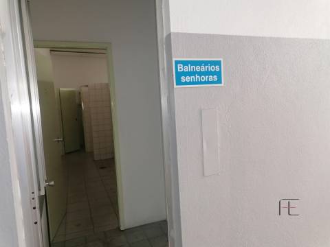 Armazém  Venda em Gulpilhares e Valadares,Vila Nova de Gaia