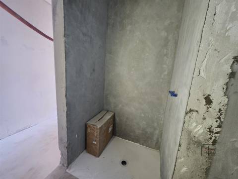 Moradia Geminada T4 Venda em Nogueira e Silva Escura,Maia