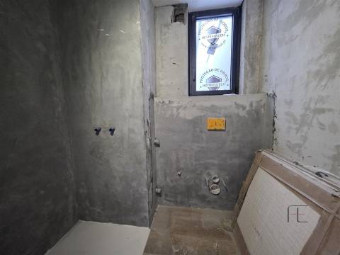 Moradia Geminada T4 Venda em Nogueira e Silva Escura,Maia