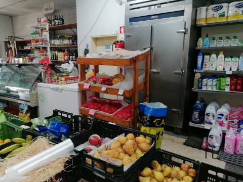 Supermercado  Venda em Gondomar (São Cosme), Valbom e Jovim,Gondomar