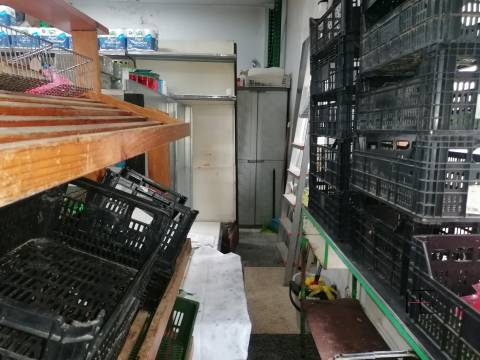 Supermercado  Venda em Gondomar (São Cosme), Valbom e Jovim,Gondomar