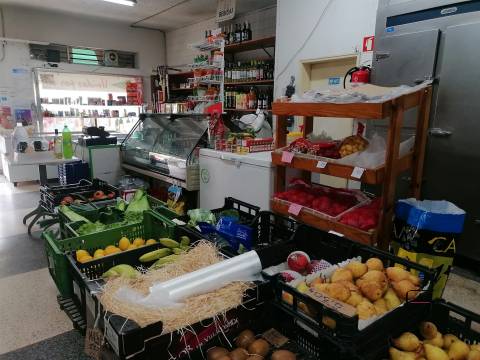 Supermercado  Venda em Gondomar (São Cosme), Valbom e Jovim,Gondomar