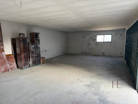 Prédio T3 Venda em Madalena,Vila Nova de Gaia