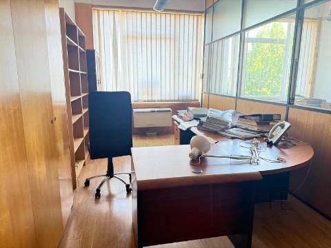 Escritório  Arrendamento em Águas Santas,Maia