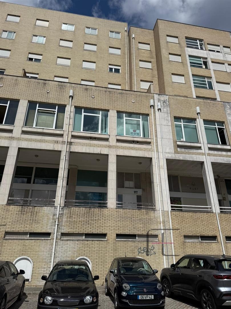 Escritório  Arrendamento em Águas Santas,Maia
