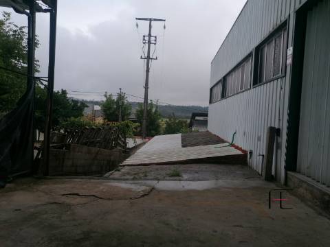 Armazém  Venda em Raimonda,Paços de Ferreira