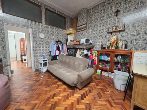 Moradia Geminada T4 Venda em Paranhos,Porto