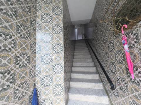 Moradia Geminada T4 Venda em Paranhos,Porto