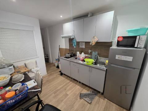 Moradia Geminada T4 Venda em Paranhos,Porto