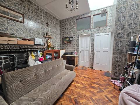 Moradia Geminada T4 Venda em Paranhos,Porto