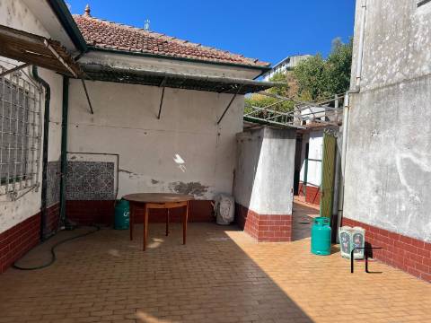 Prédio  Venda em Peso da Régua e Godim,Peso da Régua