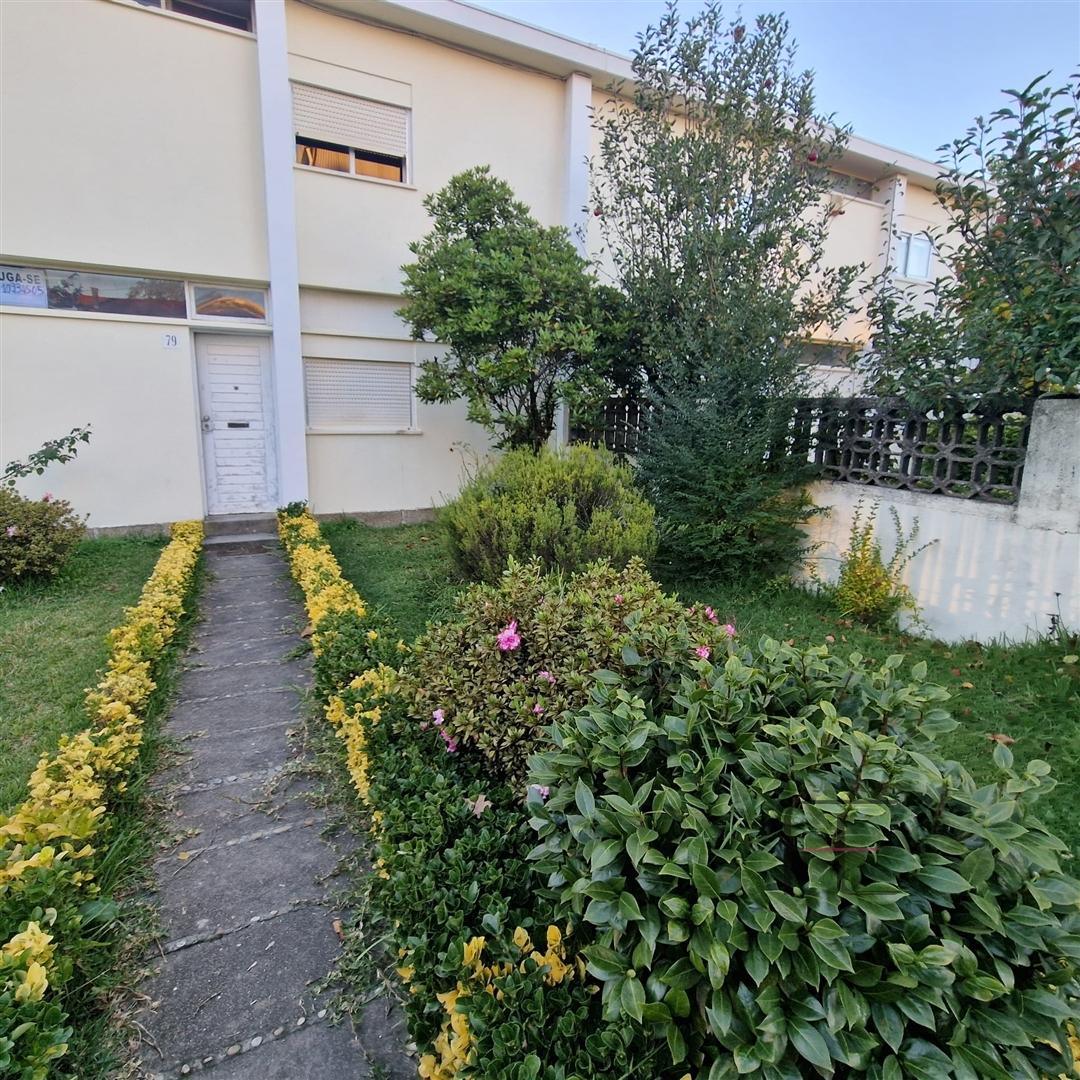 Moradia em Banda T4 Arrendamento em Ramalde,Porto