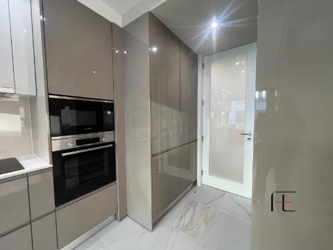 Apartamento T3 Venda em Cidade da Maia,Maia