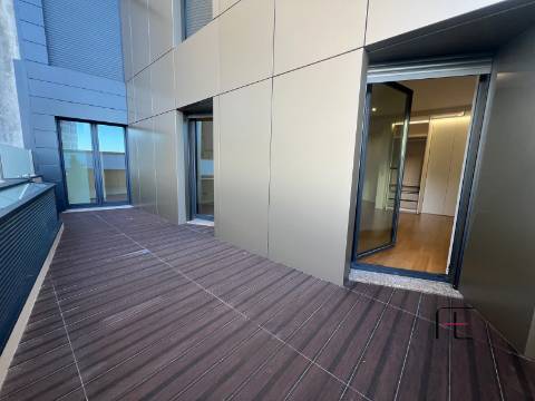 Apartamento T3 Venda em Cidade da Maia,Maia