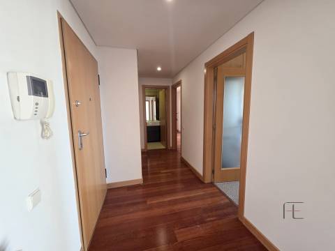 Apartamento T3 Venda em Águas Santas,Maia