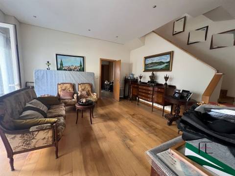 Moradia Geminada T3 Venda em Paranhos,Porto