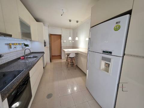 Apartamento T1 Arrendamento em Rio Tinto,Gondomar