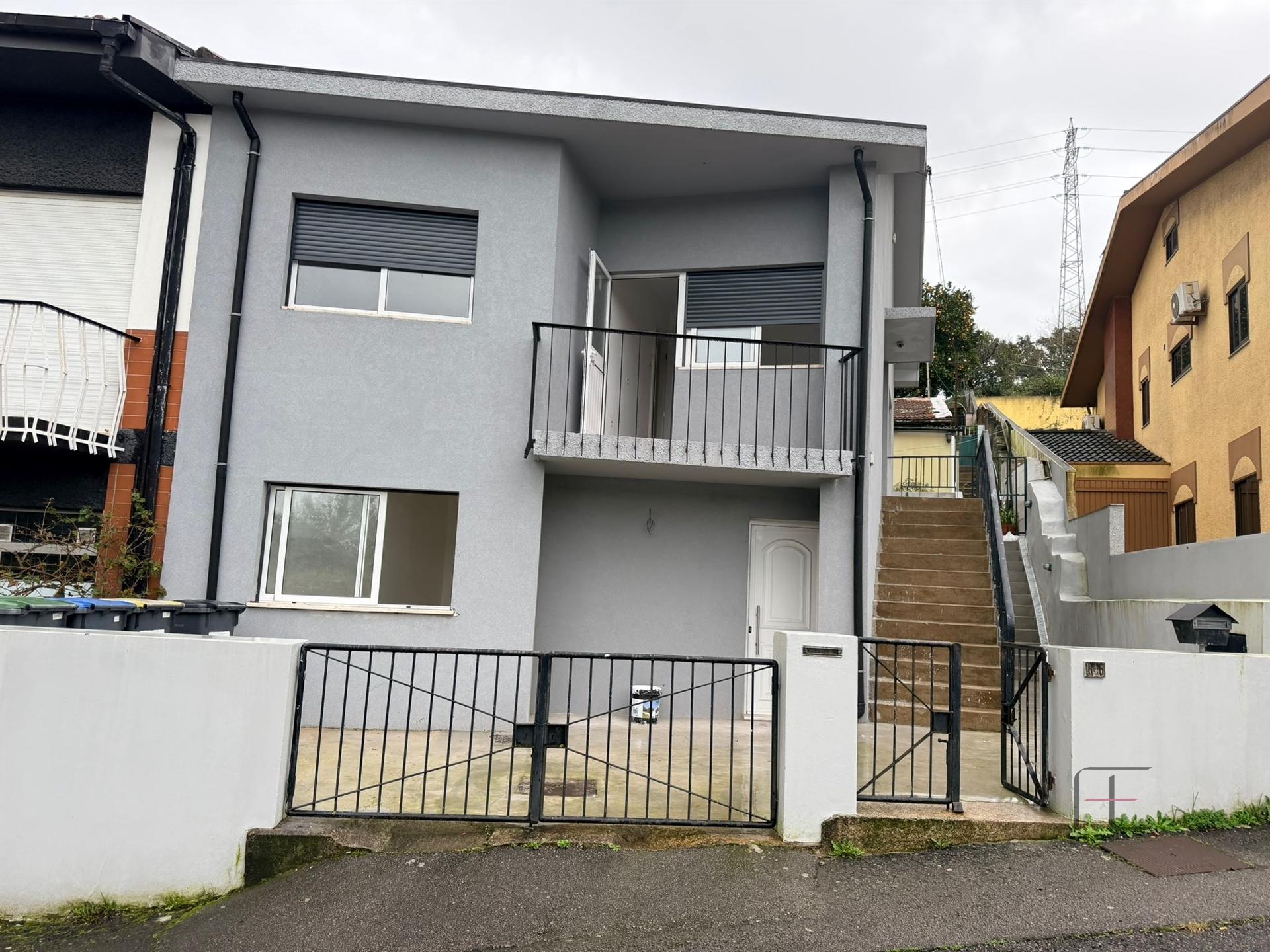 Moradia Geminada T3 Venda em Pedrouços,Maia