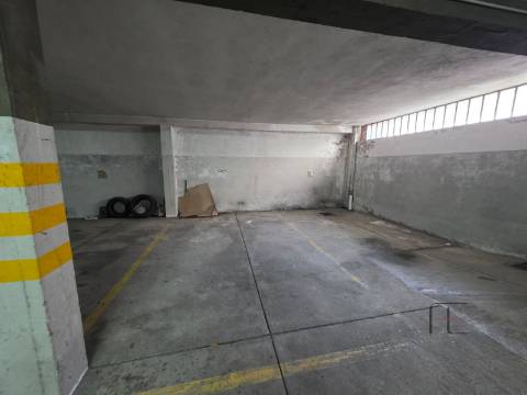 Apartamento T2 Arrendamento em Rio Tinto,Gondomar