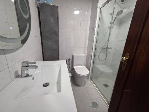 Apartamento T2 Arrendamento em Rio Tinto,Gondomar