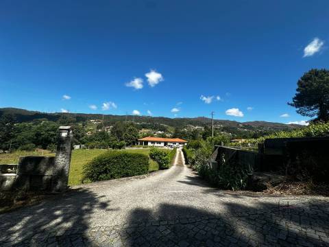 Moradia T5 Venda em Santa Cruz do Douro e São Tomé de Covelas,Baião