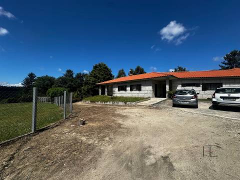 Moradia T5 Venda em Santa Cruz do Douro e São Tomé de Covelas,Baião