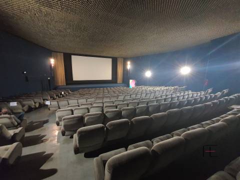 Cinema no Shopping + 7 lojas