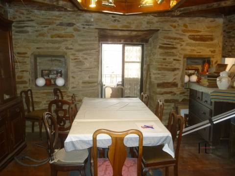 Moradia Geminada T3 Venda em Açoreira,Torre de Moncorvo