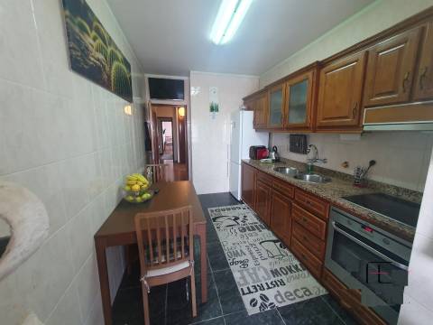 Apartamento T3 Venda em Oliveira do Douro,Vila Nova de Gaia