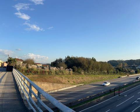 Terreno Urbano  Venda em Vilar de Andorinho,Vila Nova de Gaia