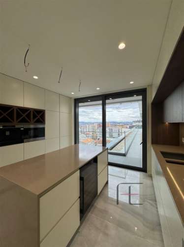 Apartamento T4 Venda em Mafamude e Vilar do Paraíso,Vila Nova de Gaia