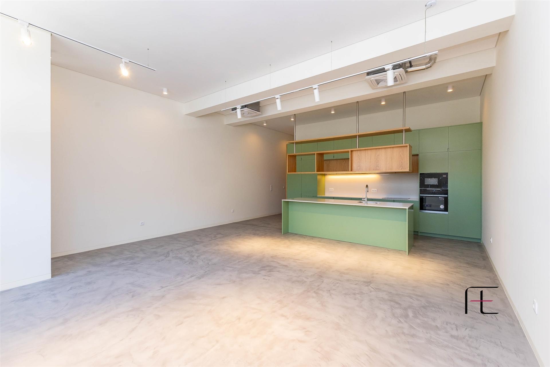 Apartamento T2 Venda em Cedofeita, Santo Ildefonso, Sé, Miragaia, São Nicolau e Vitória,Porto