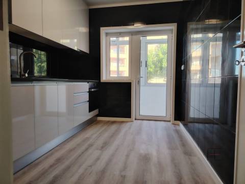 Apartamento T2 Venda em Gulpilhares e Valadares,Vila Nova de Gaia