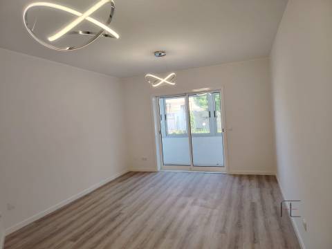 Apartamento T2 Venda em Gulpilhares e Valadares,Vila Nova de Gaia
