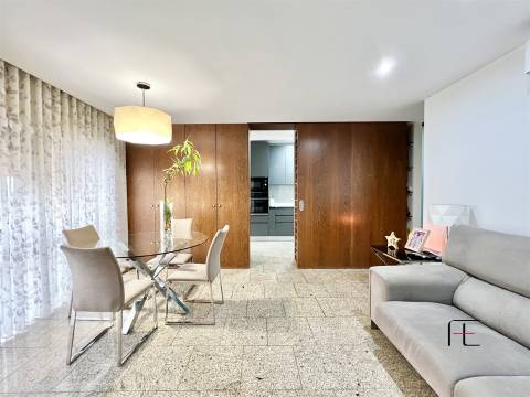 Apartamento T2+1 Venda em Mafamude e Vilar do Paraíso,Vila Nova de Gaia