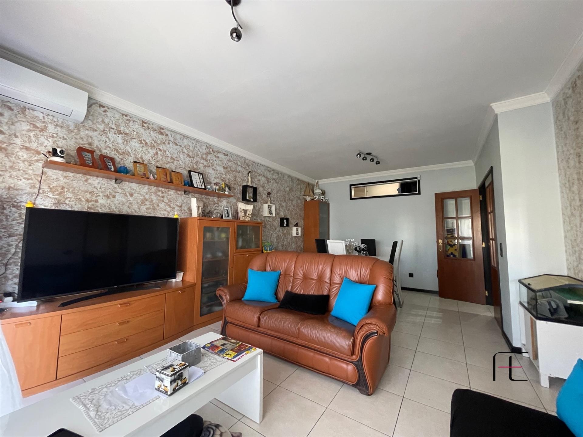 Apartamento T2+1 Venda em Oliveira do Douro,Vila Nova de Gaia