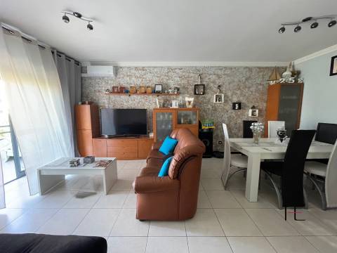 Apartamento T2+1 Venda em Oliveira do Douro,Vila Nova de Gaia