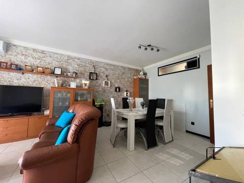 Apartamento T2+1 Venda em Oliveira do Douro,Vila Nova de Gaia