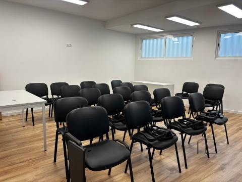 Loja  Arrendamento em Mafamude e Vilar do Paraíso,Vila Nova de Gaia